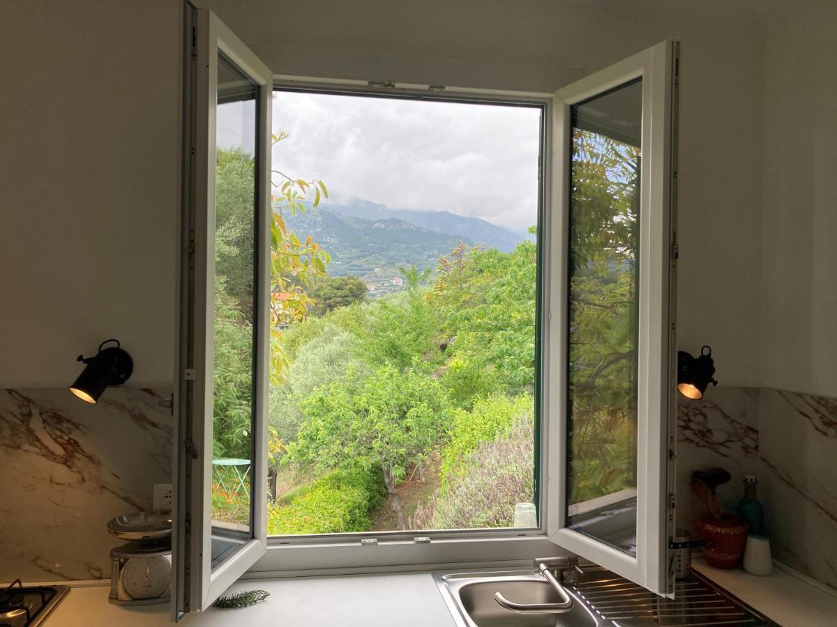 Villa Vento Largo, Casa Marina Ventimiglia Eksteriør billede