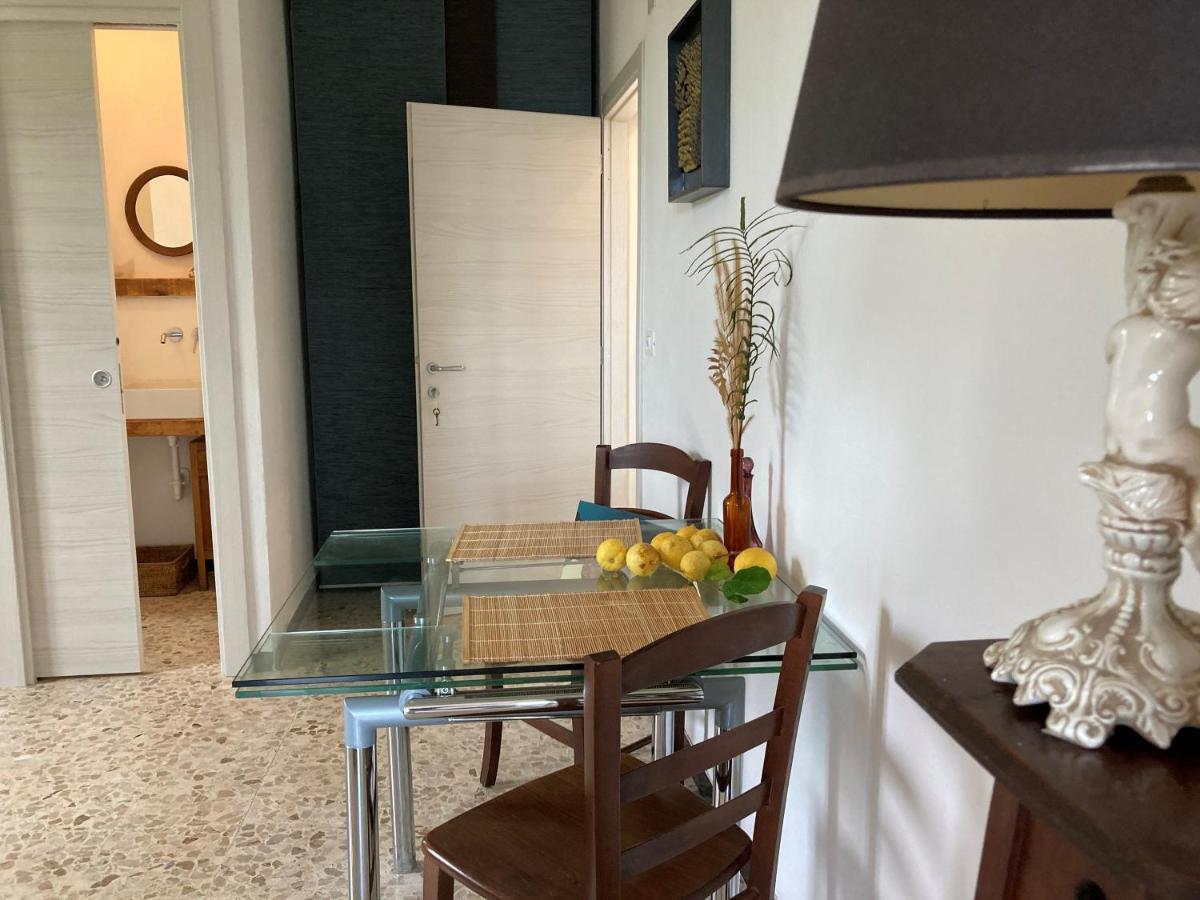 Villa Vento Largo, Casa Marina Ventimiglia Eksteriør billede
